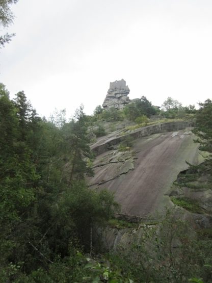 Granitplatten mit Burg