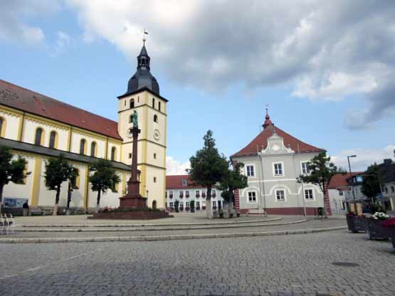 Die Stadtpfarrkirche St. Jakob