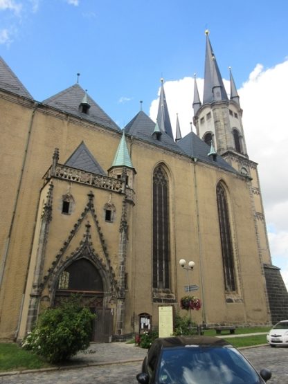 Sankt Nikolaus-Kirche, ein Wahrzeichen der Stadt.